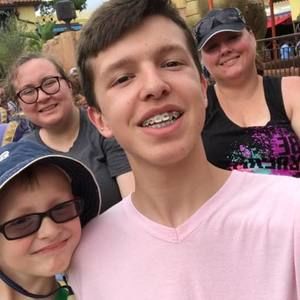 Meet your Posher, Donny